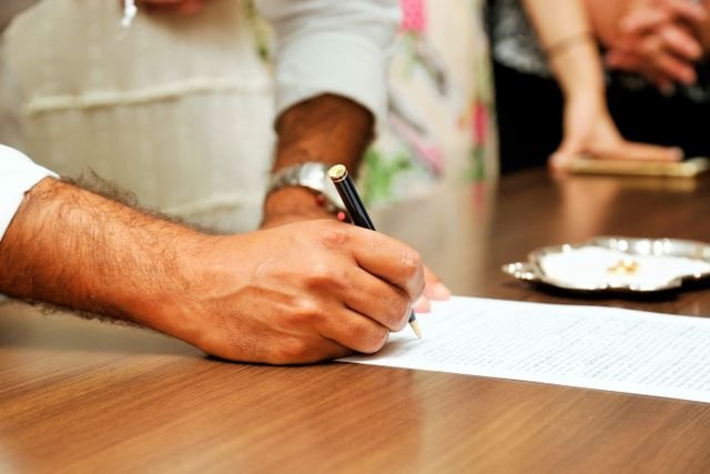 סעיפים שאסור לדלג עליהם בחוזים משפטיים